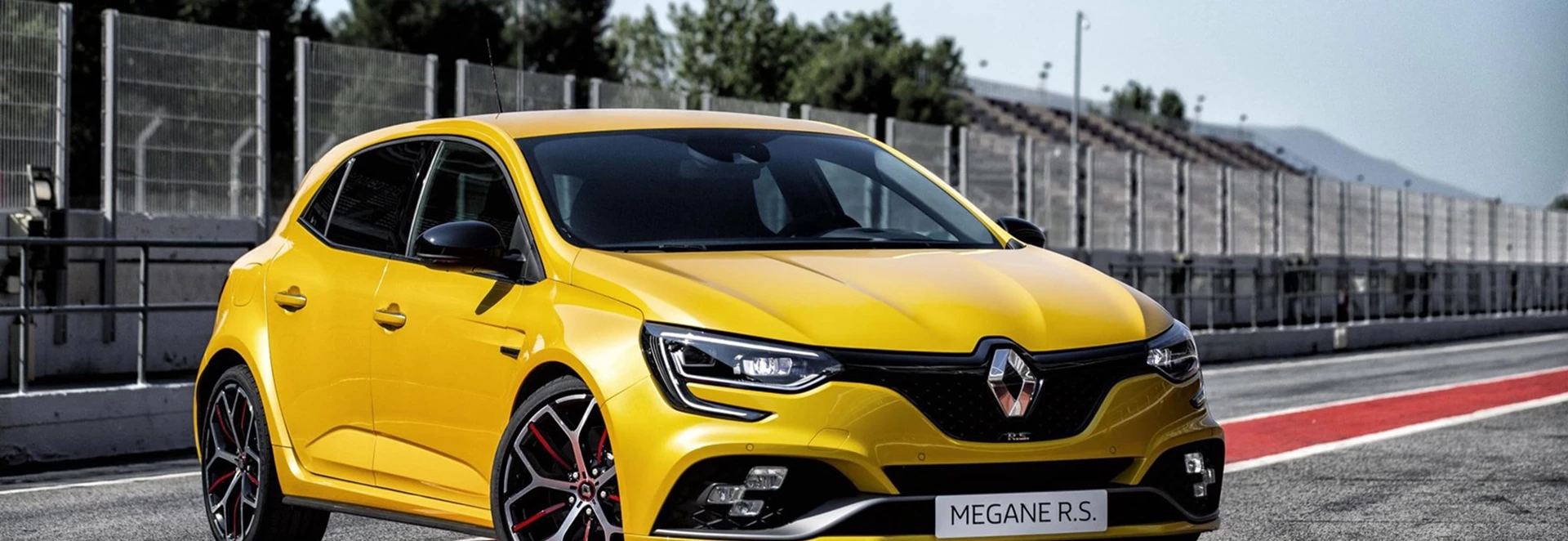Renault Clio Renaultsport to add more hardcore version